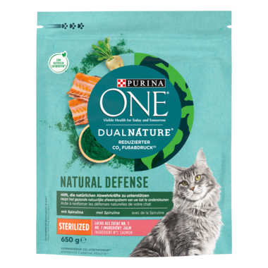 Purina ONE® Dual Nature met Spirulina Rijk aan Zalm Voor gesteriliseerd katten